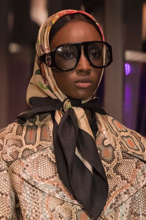 how to wear a gucci head scarf